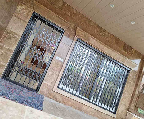 درب و پنجره آکاردئونی