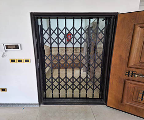 درب آکاردئونی سه گل | اکاردونی