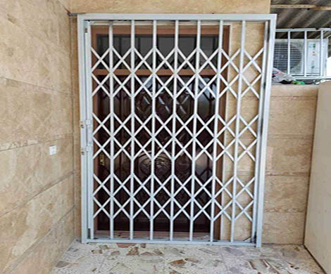 درب آکاردئونی سه گل | اکاردونی