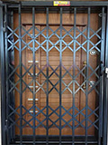 درب آکاردئونی سه گل | اکاردونی